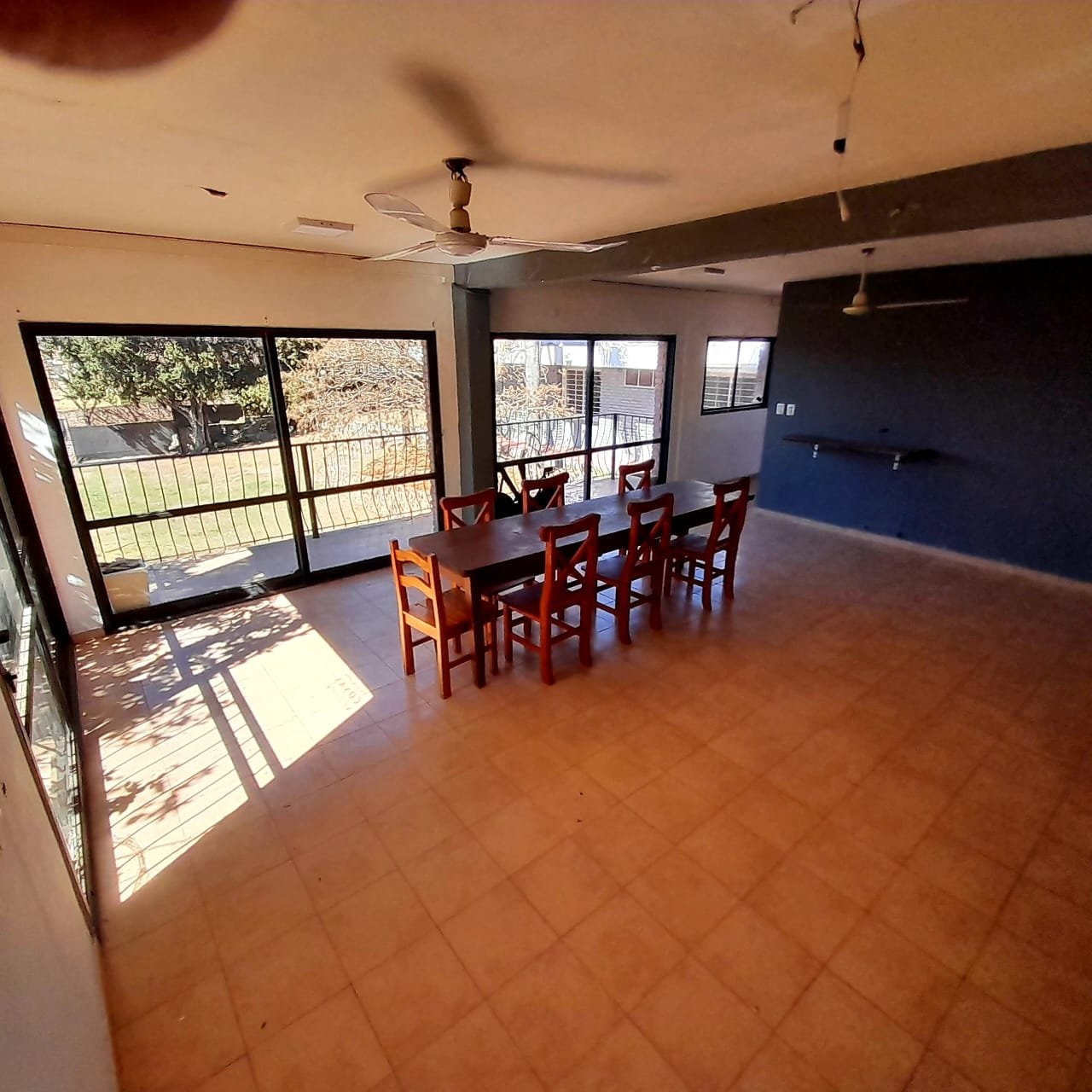 CASA CON PILETTA Y VISTA
