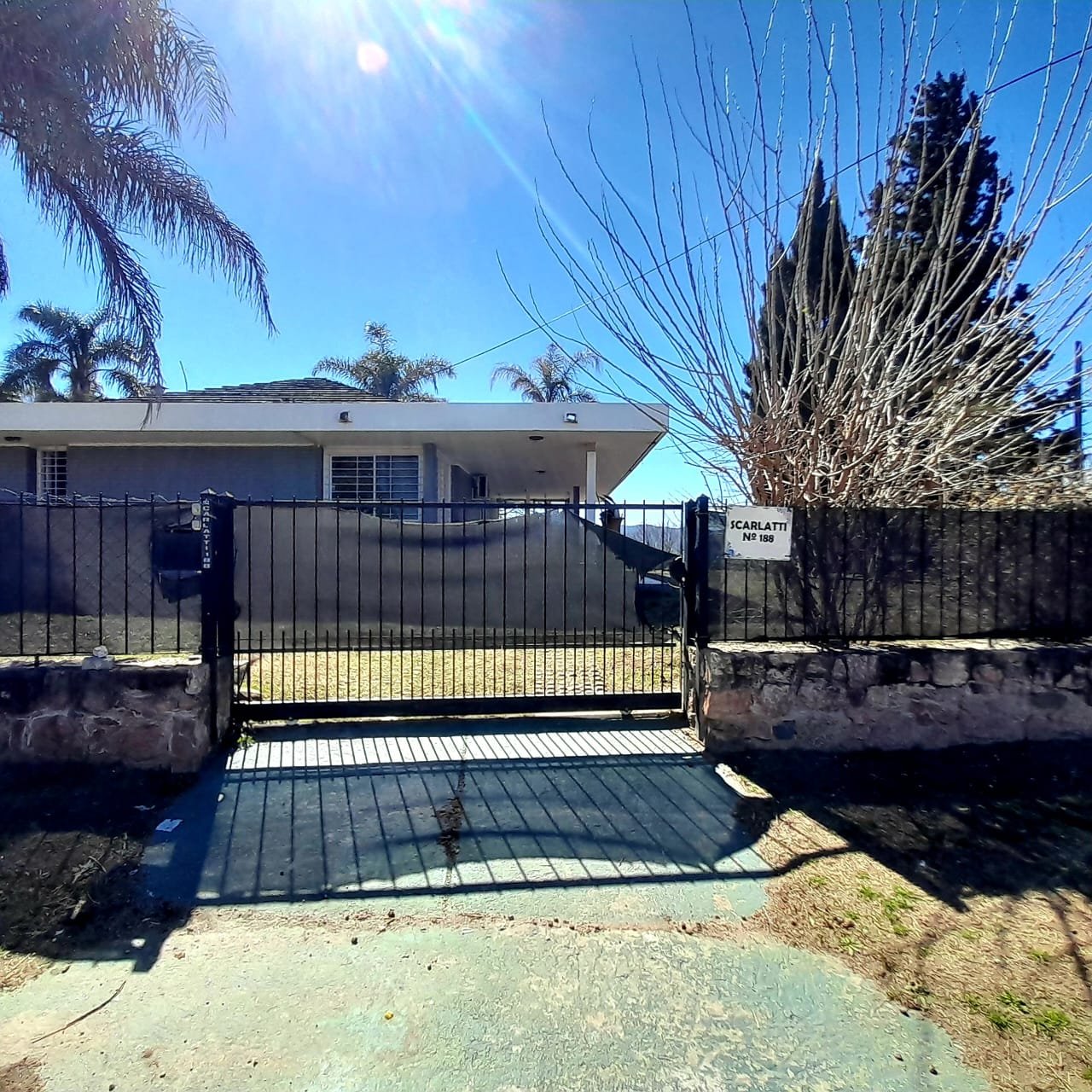 CASA CON PILETTA Y VISTA