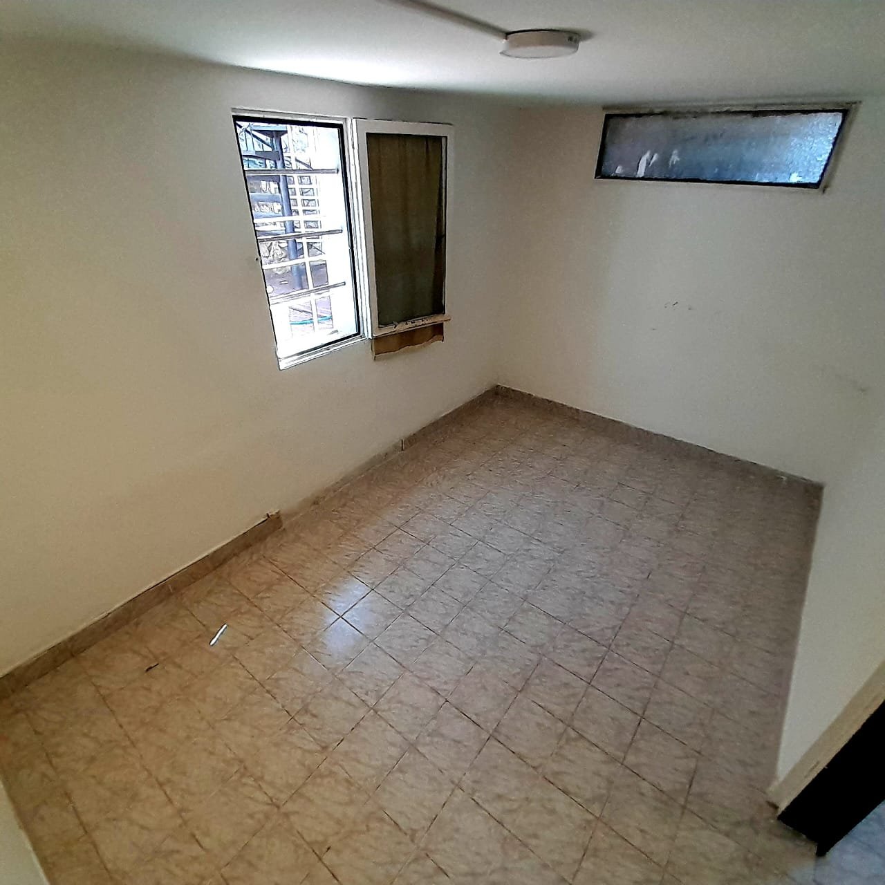 CASA CON PILETTA Y VISTA