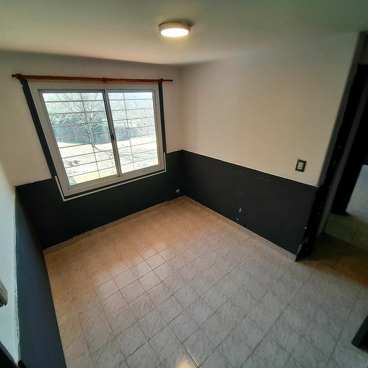 CASA CON PILETTA Y VISTA