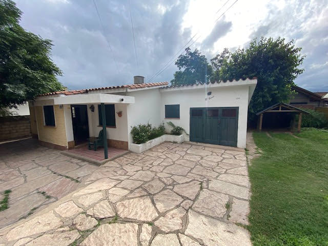 PROPIEDAD EN BARRIO MIGUEL MUÑOZ !!