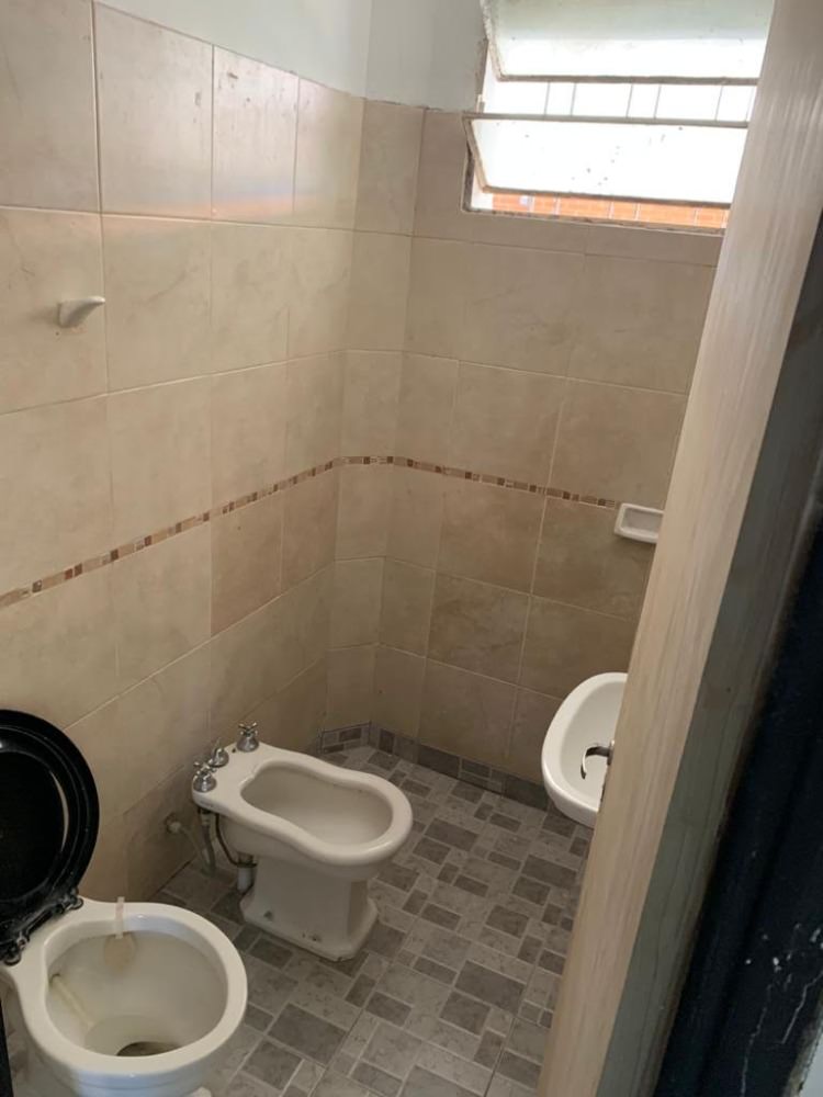 CHALET DE 3 DORMITORIOS CON PILETA 