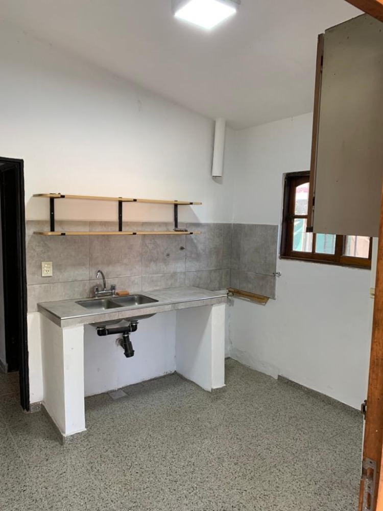 CHALET DE 3 DORMITORIOS CON PILETA 