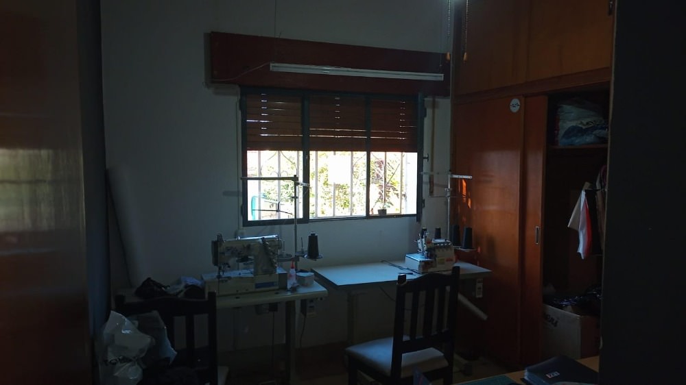 CHALET MAS DEPARTAMENTO EN BARRIO MALVINAS !!