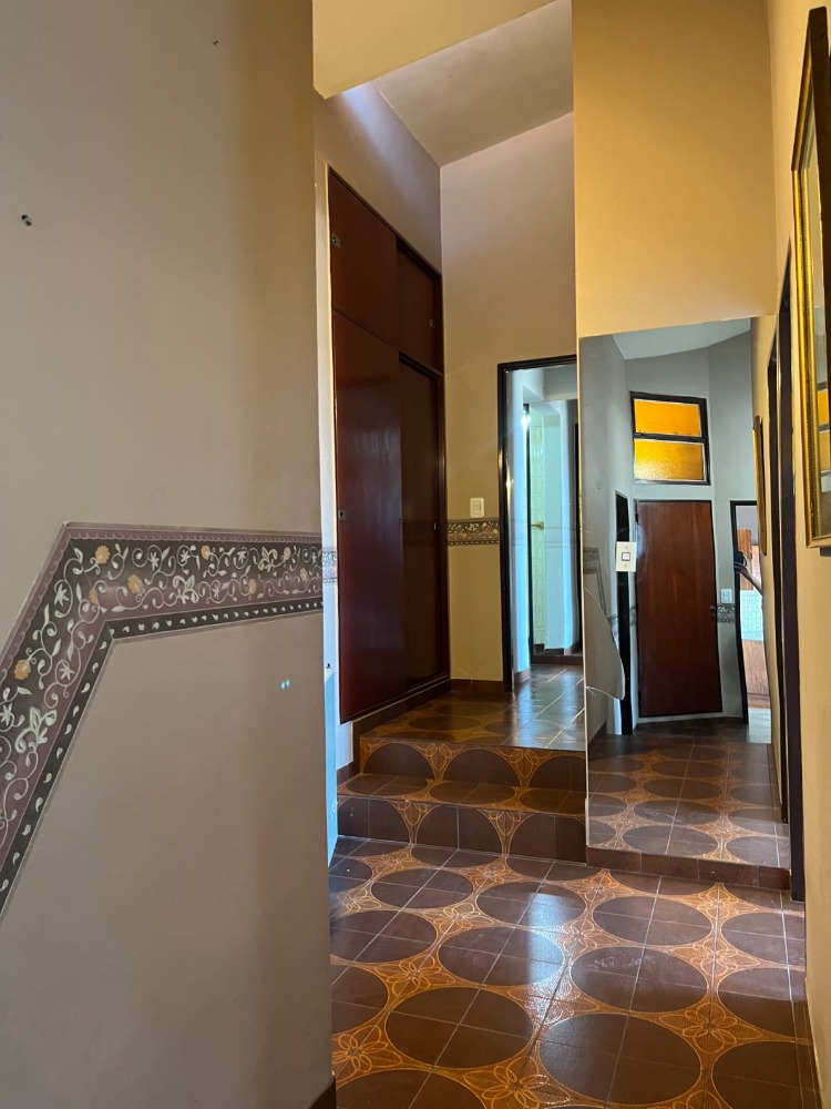 ESPECTACULAR CASA CON VISTA A LA CIUDAD