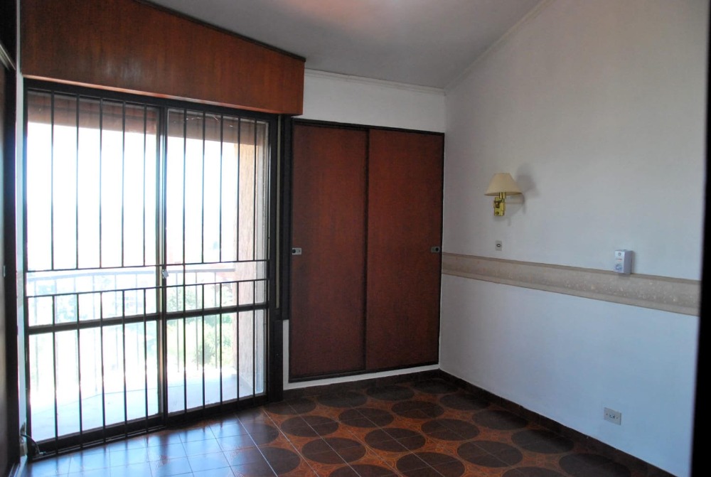 ESPECTACULAR CASA CON VISTA A LA CIUDAD