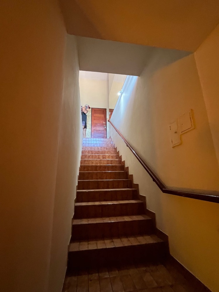 ESPECTACULAR CASA CON VISTA A LA CIUDAD
