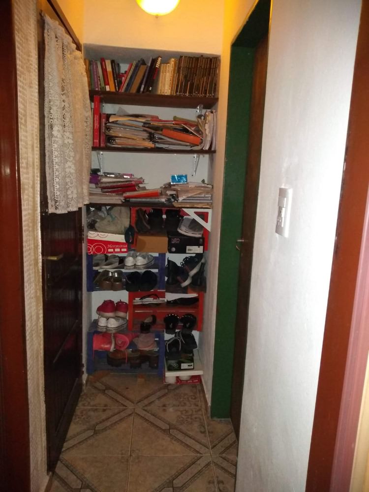 CASA EN BARRIO SANTA RITA