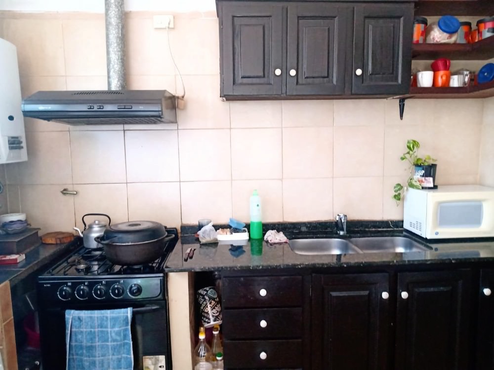 CASA EN BARRIO SANTA RITA