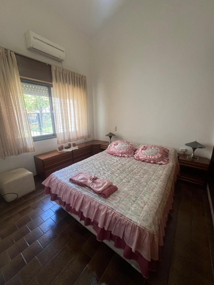 CASA 2 DORMITORIOS