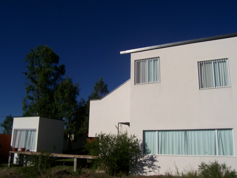 EXCELENTE PROPIEDAD CON GRAN PARQUE Y VISTA PANORAMICA !!