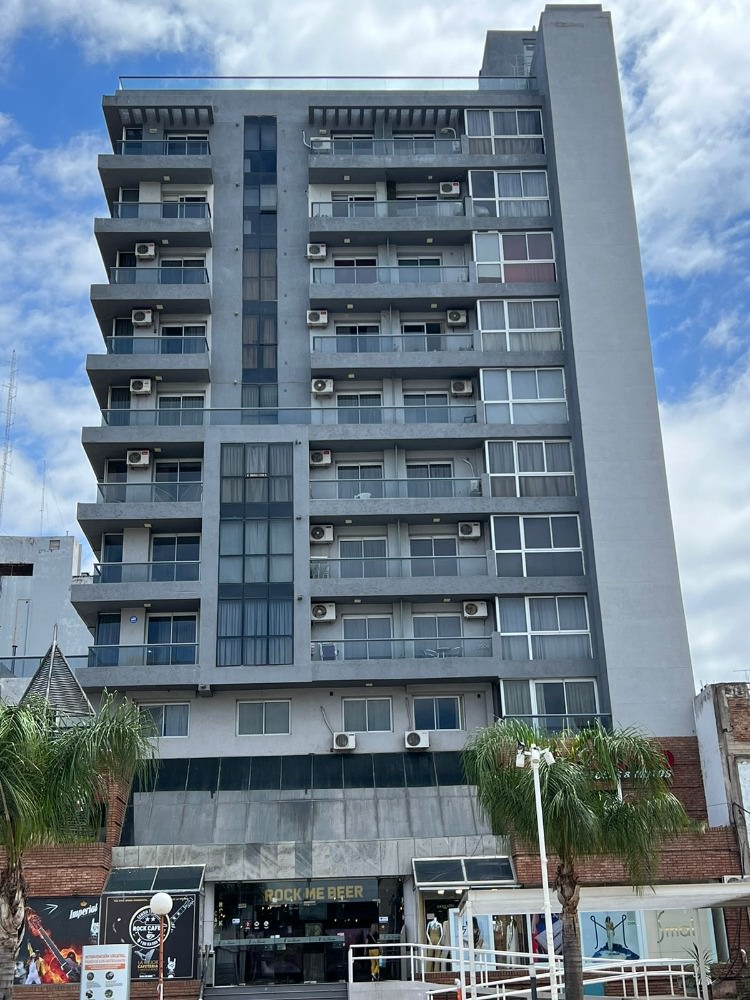 ESPECTACULAR DEPARTAMENTO EN PLENO CENTRO
