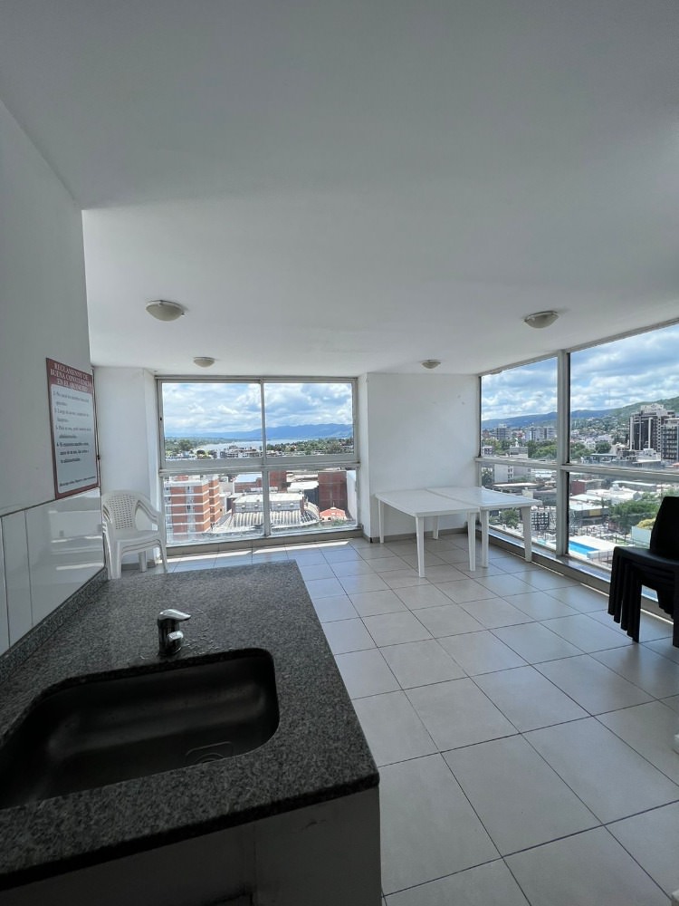 ESPECTACULAR DEPARTAMENTO EN PLENO CENTRO
