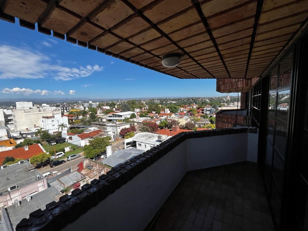 DEPARTAMENTO EN VENTA EXCELENTE UBICACION