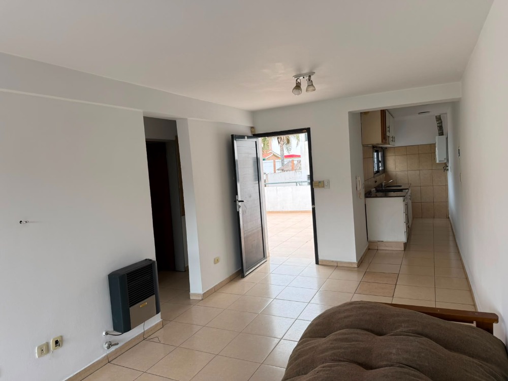 OPORTUNIDAD DEPARTAMENTO CON VISTA FRENTE AL RÍO 