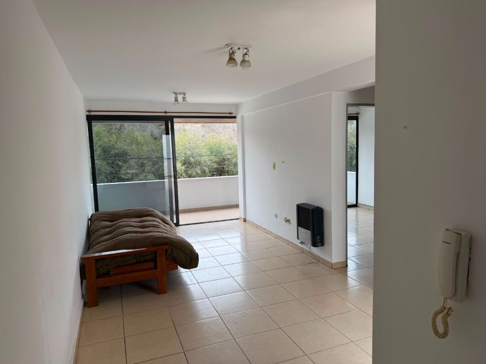 OPORTUNIDAD DEPARTAMENTO CON VISTA FRENTE AL RÍO 