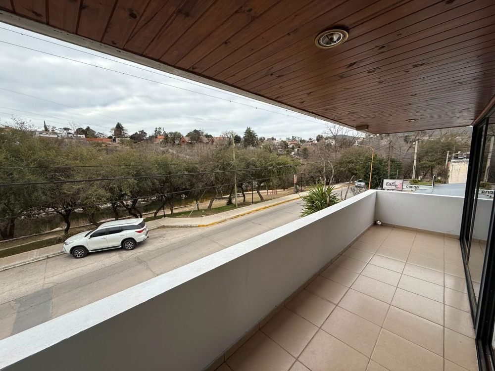 OPORTUNIDAD DEPARTAMENTO CON VISTA FRENTE AL RÍO 