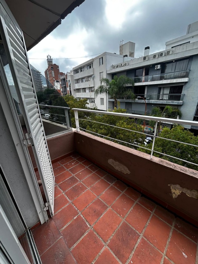 DUPLEX CENTRICO CON PILETA