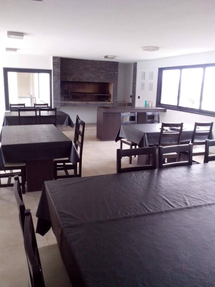 DEPARTAMENTO EN PLANTA BAJA CON GRAN PATIO !!