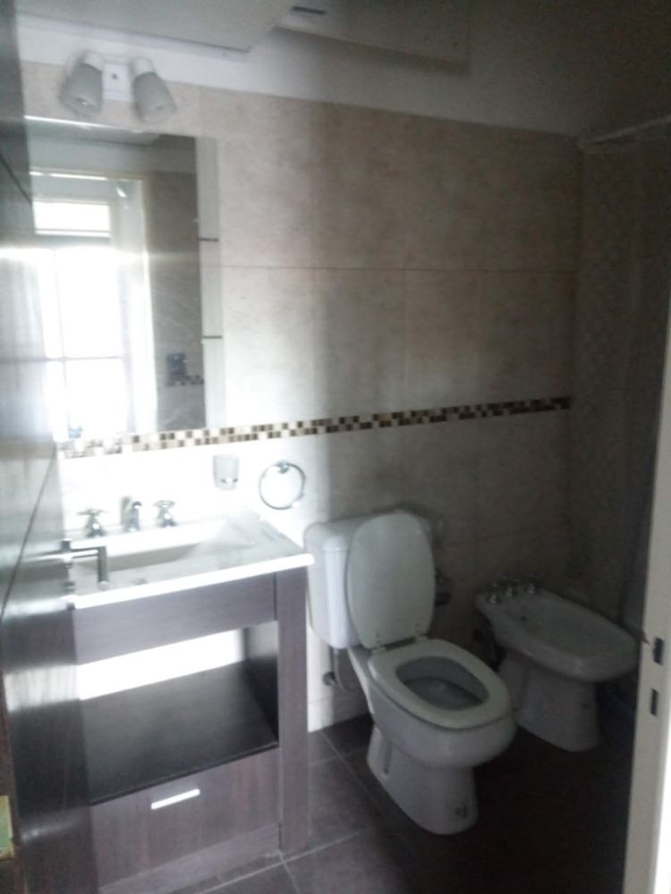 DEPARTAMENTO EN PLANTA BAJA CON GRAN PATIO !!