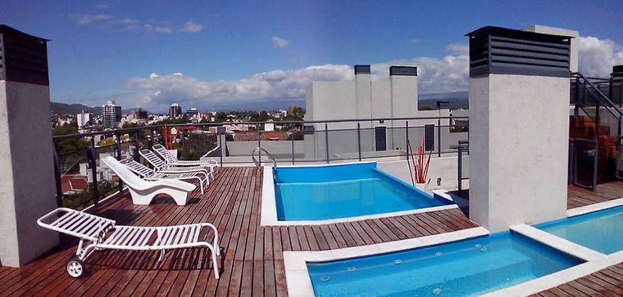 DEPARTAMENTO EN PLANTA BAJA CON GRAN PATIO !!