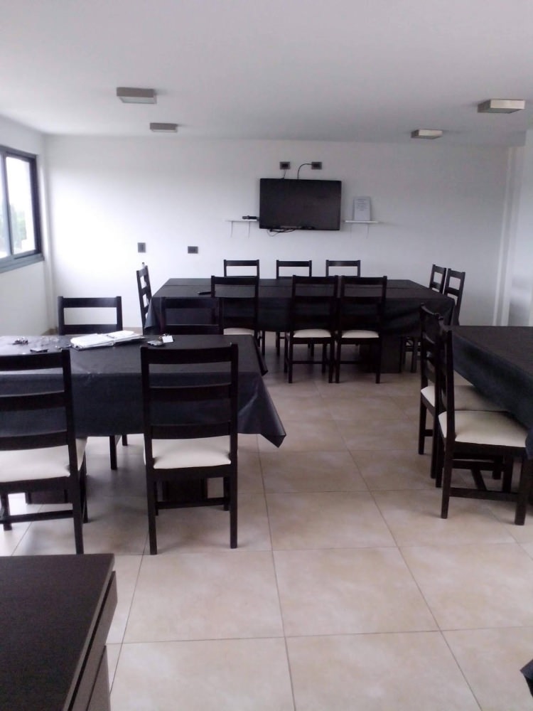 DEPARTAMENTO EN PLANTA BAJA CON GRAN PATIO !!