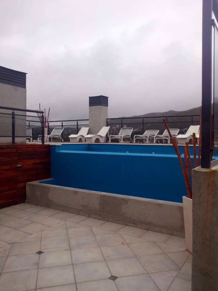 DEPARTAMENTO EN PLANTA BAJA CON GRAN PATIO !!