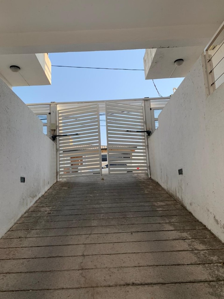 DEPARTAMENTO CON COCHERA A POCAS CUADRAS DEL CENTRO