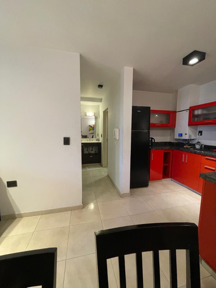DEPTO 1 DORMITORIO CON COCHERA