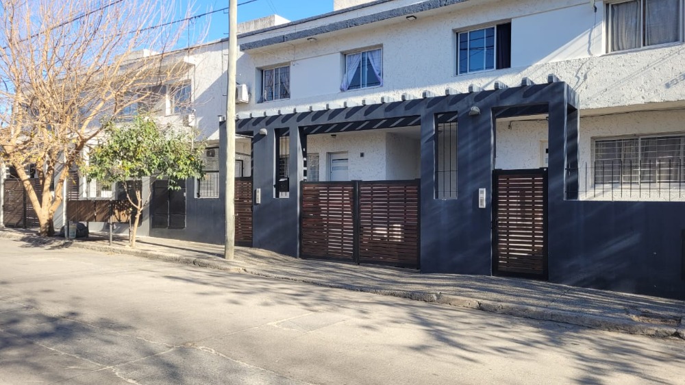 DEPARTAMENTO CON PILETA 