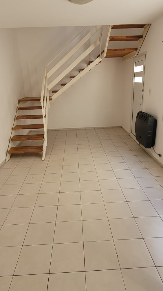 DEPARTAMENTO CON PILETA 