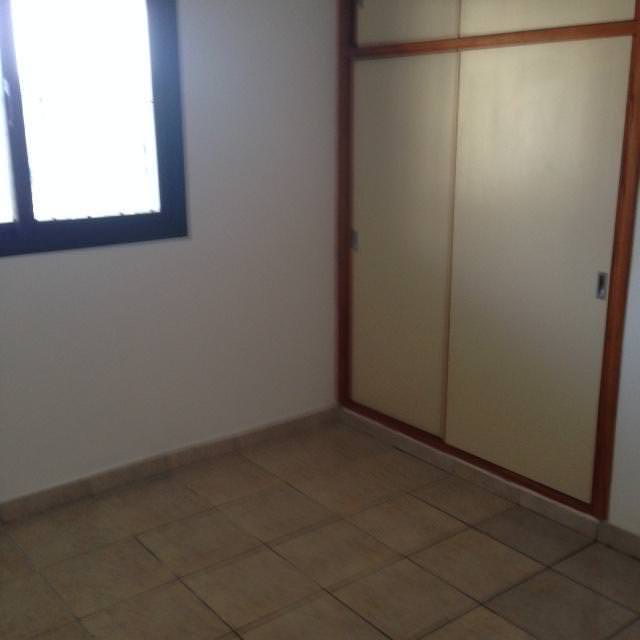 DEPARTAMENTO DE 2 DORMITORIOS CON COCHERA FRENTE AL RÍO !!