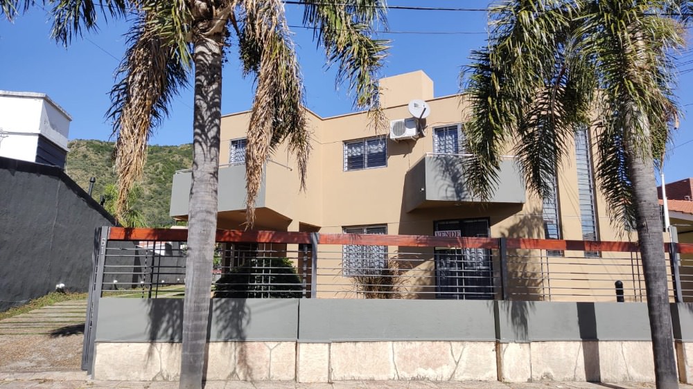 DUPLEX DE 2 DORMITORIOS CON PILETA