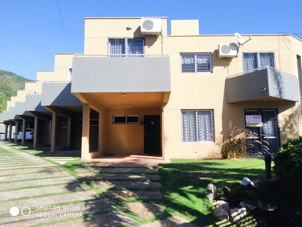 DUPLEX DE 2 DORMITORIOS CON PILETA