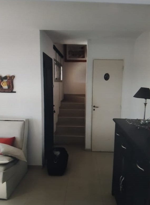DUPLEX DE 2 DORMITORIOS CON PILETA
