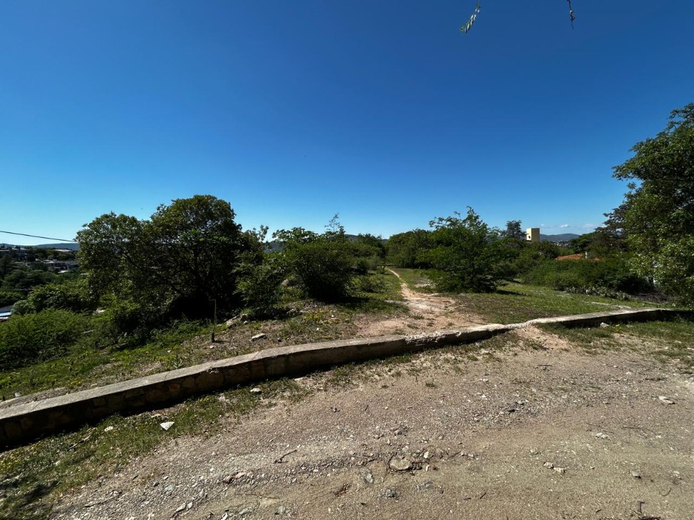 LOTE EN EXCELENTE UBICACION SOBRE LA RUTA !!
