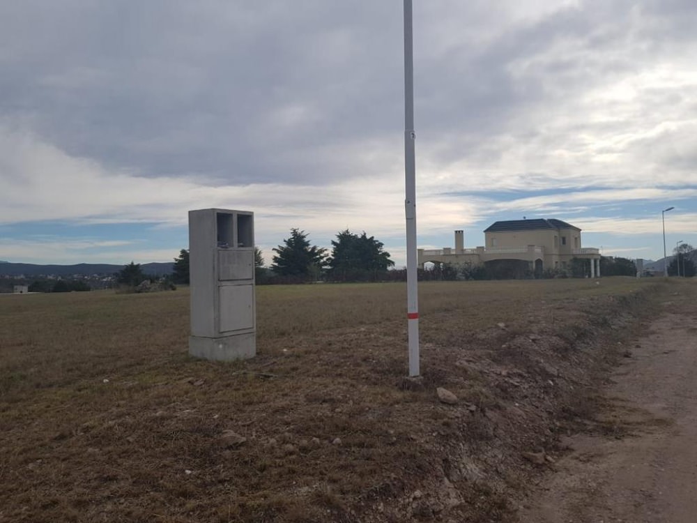 TERRENO EN CARLOS PAZ GOLF COUNTRY CLUB SAN ANTONIO DE ARREDONDO