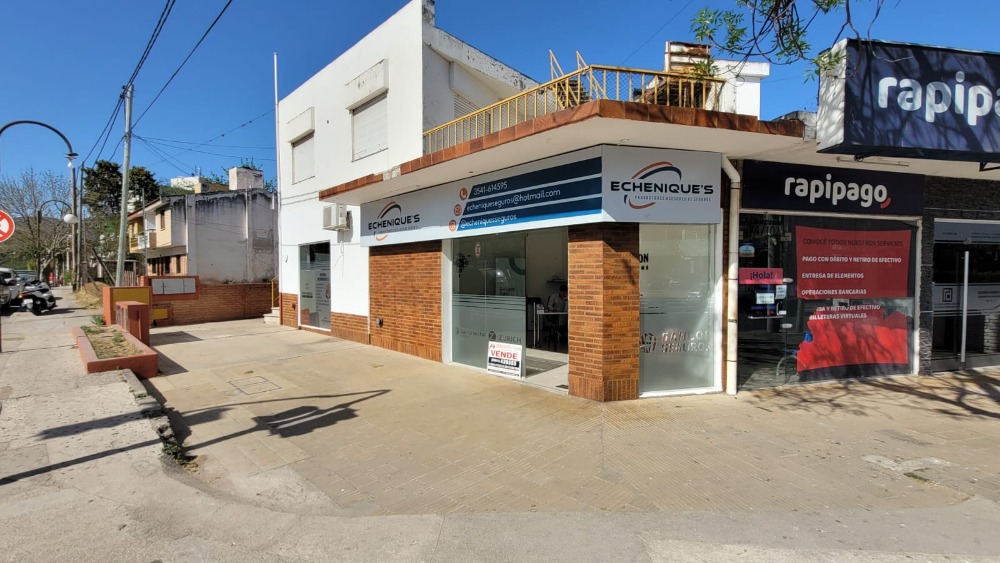 Venta Local Centrico ..!!