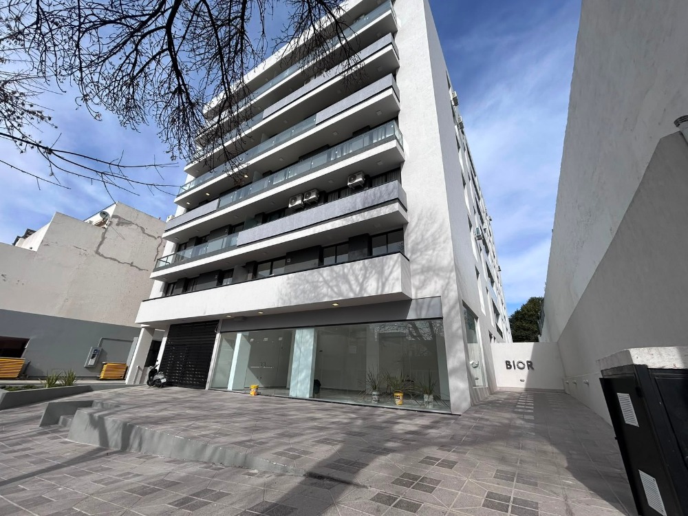 Departamento en venta ..!! 3 Dormitorios 