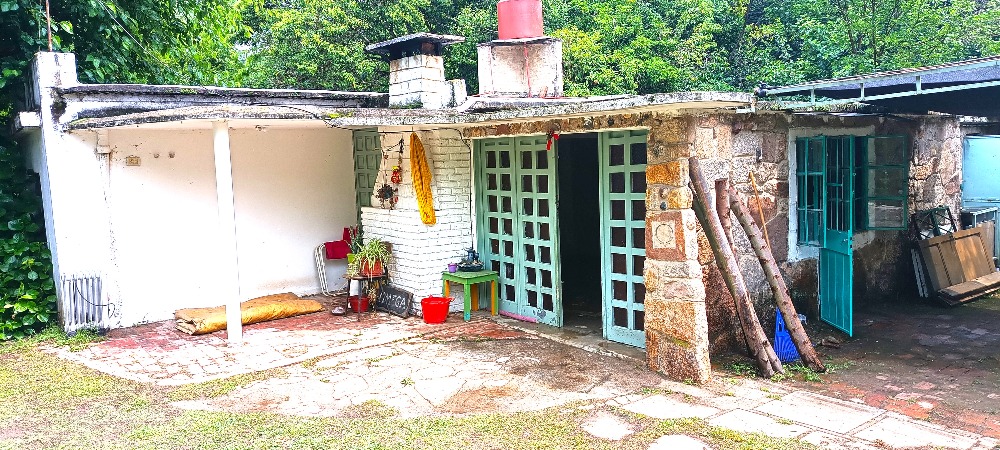 CASA CON FONDO AL ARROYO CHICO