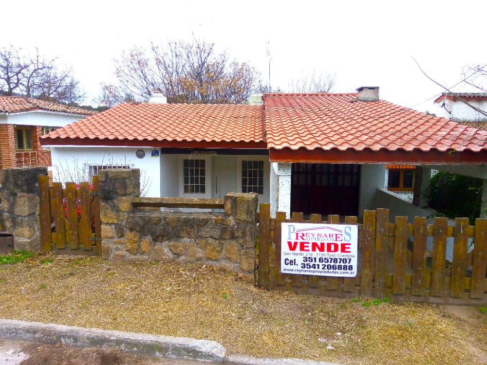 CASA CON FONDO AL RÍO Y 200 MTS DEL CENTRO