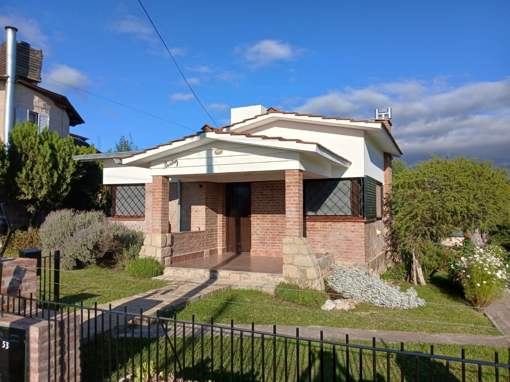 CASA A 50 MTS DE RUTA 28