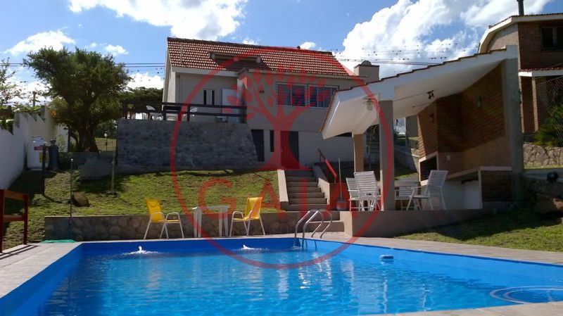 ¡Este Chalet es tu nueva inversión en Síquiman! Propiedad de Categoría Apto Cred Bancor