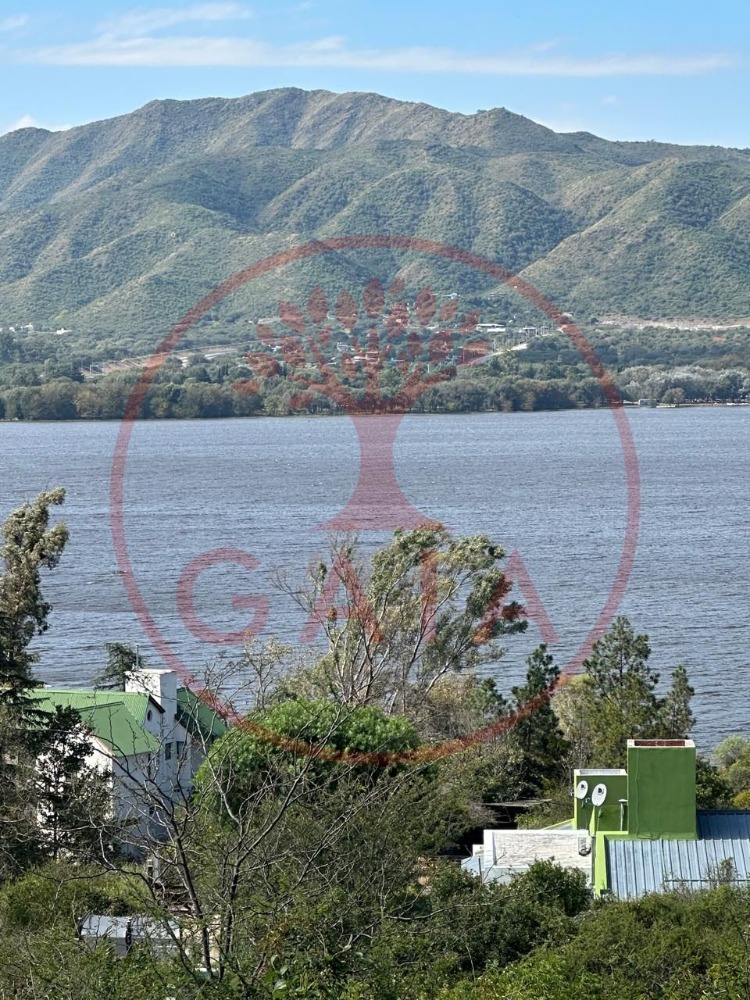 ¡Lote con vista única en Síquiman! Excelente oportunidad de inversión.